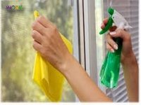 требуются парни и девушки на мойку окон изнутри