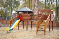 виробництво дерев'яних альтанок, гойдалок, пісочниць