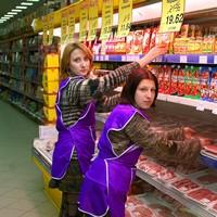 Продавець продуктових товарів.